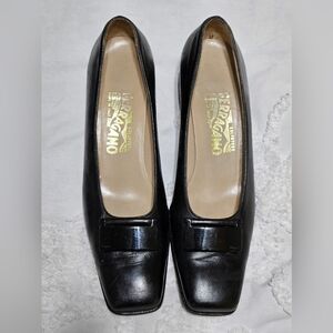 Vintage Salvatore Ferragamo Black Leather Square Toe Heels Pumps Size 9A